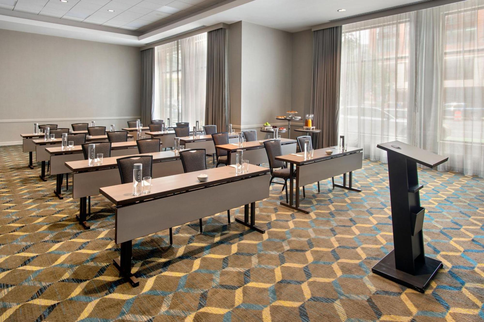 Residence Inn By Marriott Boston Cambridge Exterior photo